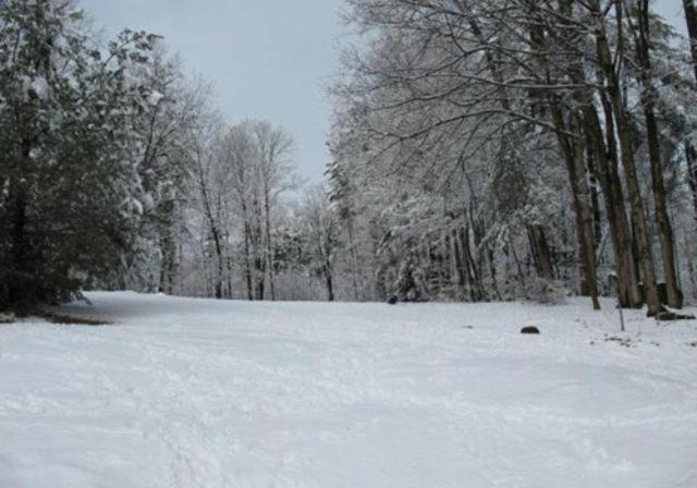 Schroon Lake Tumble Inn الغرفة الصورة