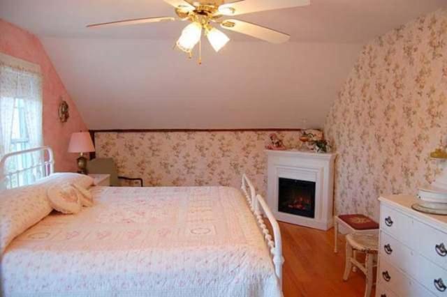 Schroon Lake Tumble Inn الغرفة الصورة